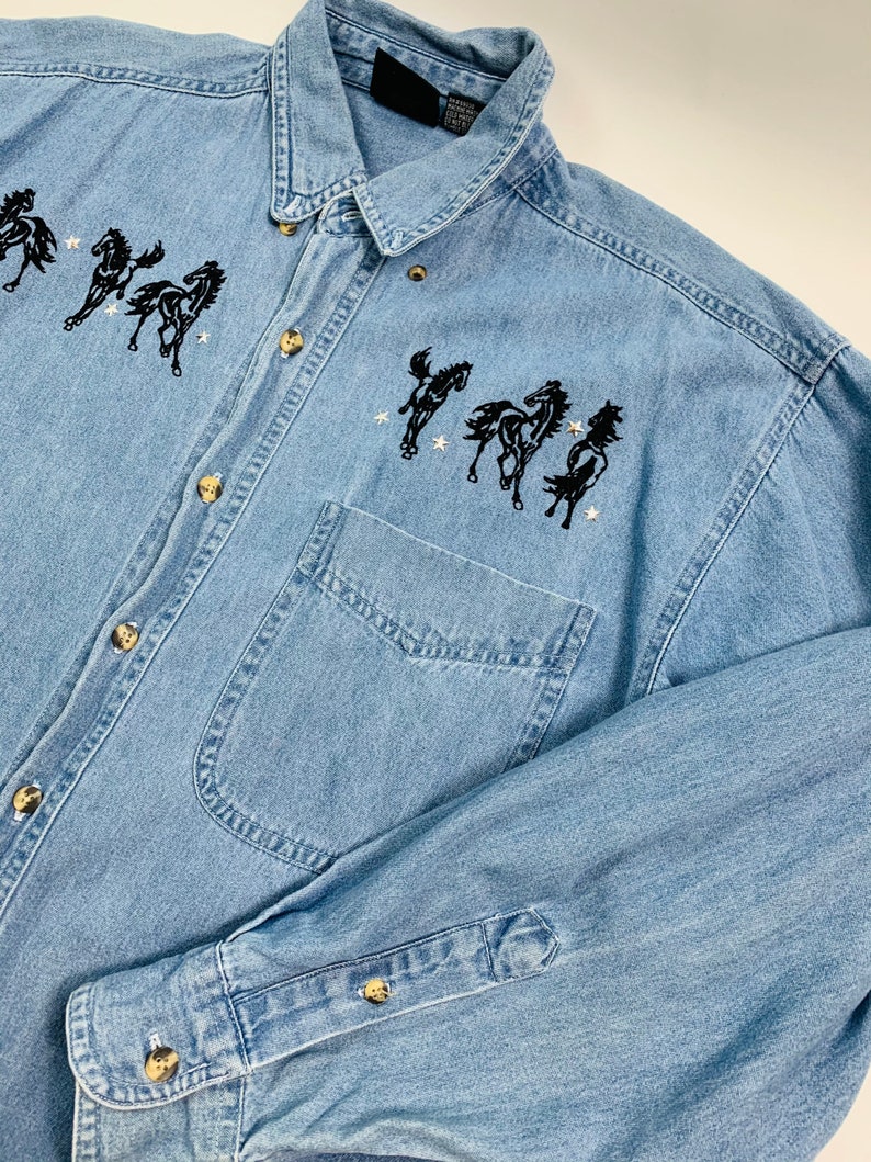 VTG 90s Womens Medium Jean Button Down Horse Shirt VTG 90s Womens Medium Denim Button Down Equestrian Shirt 90s Womens Medium Western Shir