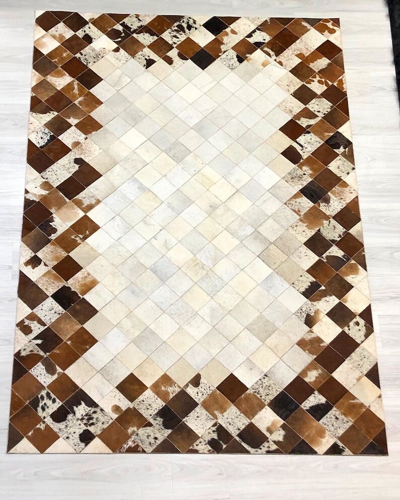 Natural Organic Soft Hair Large Cowskin Carpet for Home Decor Natural Cowhide Patchwork Area Rug White Brown Cowhide leather Area Rug