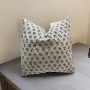 Handmade Linen Pillow Cover - Farmhouse & Boho Decor - Natural, Organic, and Eco-Friendly - Customizable Throw Pillow for Modern Home