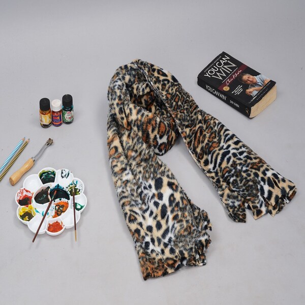 Estampado de leopardo Bufanda súper suave y cálida Perfecta para mantenerse acogedora Perfecta para regalos y regalos larga envoltura de chal de estampado animal grande Buena para regalo