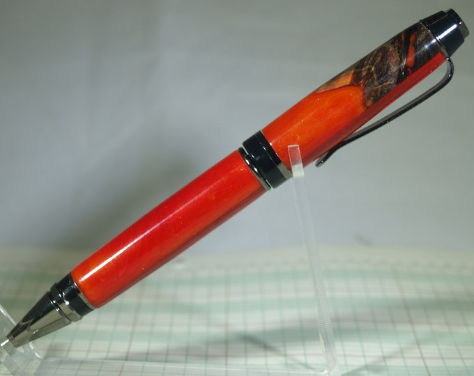 Gun Metal Cigar pen in hybrid blank of Buckeye Burl and resin