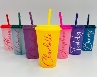 Juego de vasos de fiesta con tapas y pajitas, vasos de colores cambiantes para niños para beber en frío, plástico reutilizable sin BPA, 7 vasos en un juego