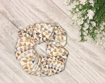 Neutral Triangle Swirl Scrunchie | Hair tie | Scrunchie | Soft Scrunchie | Hair Accessories