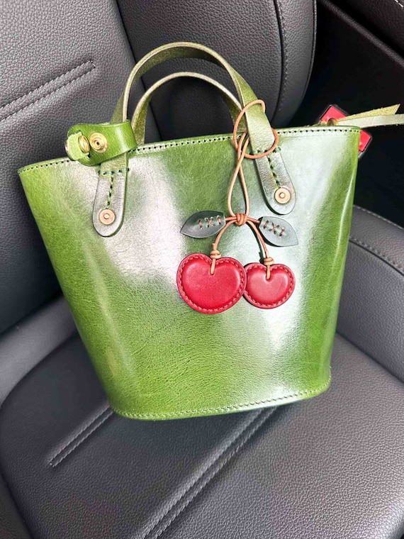 Breloque Sac à Main Femme - Porte-clés Décoratif, Pendentif Sac - Cadeau Anniversaire, Fêtes - Matériau PU - 7