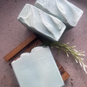 Irish Sea Moss Soap Bar – Sensitive Skin, Unscented Natural Soap, French Green Clay Face & Body Bar, Herbal Skincare