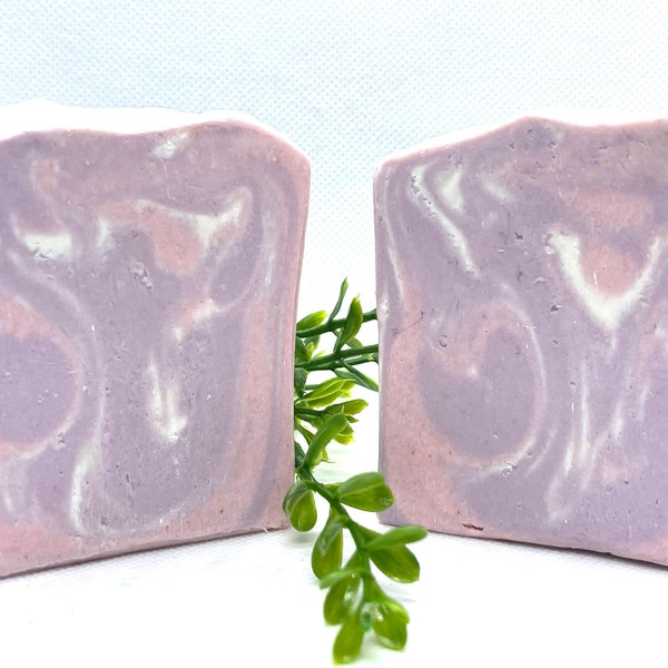 Sweet Pea Soap Bar, summer soap, lavender farms Soaps, guest bath, unique gift