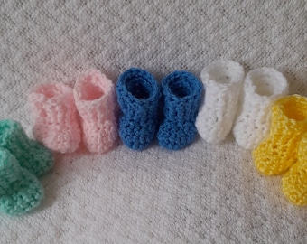 Premature baby bootees. Preemie bootees.