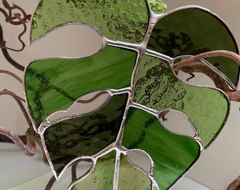 Beautiful stained glass green Monstera Leaf suncatcher