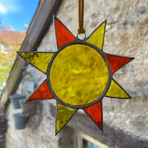 Sonnige Sonne Glasmalerei Suncatcher