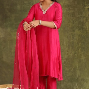 Pink hand embroidery Salwar kameez readymade/ Pakistani suit with dupatta party wear