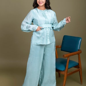 Celebrity look Blue Co-ord set for women ,Top with pant set, Pakistani salwar kameez, Elegant Cord Set in Pink
