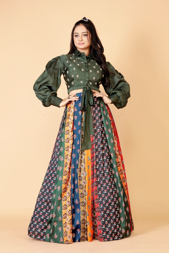 Printed Skirt Set Women – Indo Western Festive Outfit with Crop Top, Statement Ethnic Wear