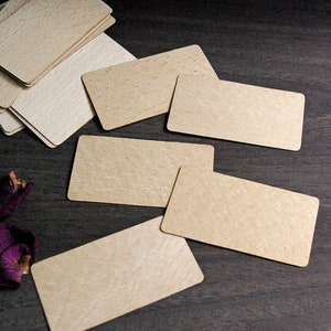 50 marques-places pour mariage en placage de HÊTRE, 3 x 2 pouces d'épaisseur : 0,56 mm, cartes de voeux originales, cartes écologiques, cartes DIY, étiquettes cadeaux
