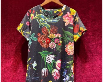 Vintage Beaded Floral T-Shirt, 3D Floral Beaded Short Sleeves Tees, Rund Neck Short Sleeve Top, Rhinestone Applique T-shirt