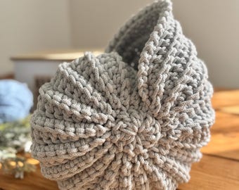 Seashell Nautilus decorative basket, croche marine decor, cute home decor, nautilus shell crochet, many colors to order