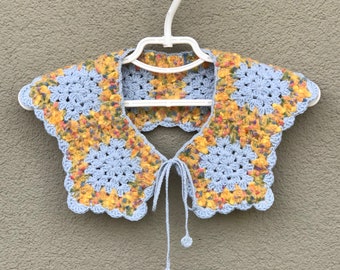Women's crochet collar, grandmother's square motif, handmade crochet, tweed Boho hippie clothes, yellow light blue collar Peter Pan