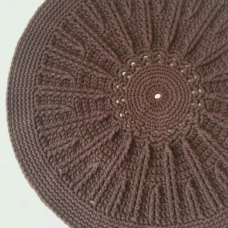 round rug knit carpet baby/'s rug hand knitted rug decor home Round carpet Doily rug crochet rug Round brown rug 75 cm carpet many colors