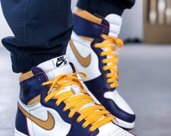 Nike yellow laces hotsell