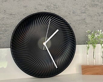 Wall Clock Round Black Minimalist