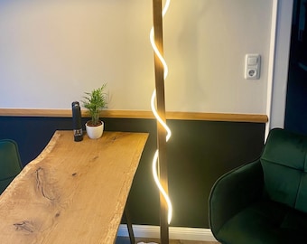 lampadaire en chêne