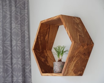 Etagère murale hexagonale en bois d'olivier