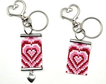 Llaveros, colgantes y dijes con cuentas de telar - Patrón de corazón de San Valentín {Cuentas Miyuki Delica}