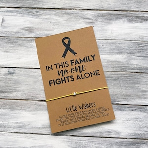 Cancer Support Geschenk - In dieser Familie kämpft niemand allein - Cancer Awareness - Wunsch Armband - Cancer Survivor - Chemo - Familien Unterstützung