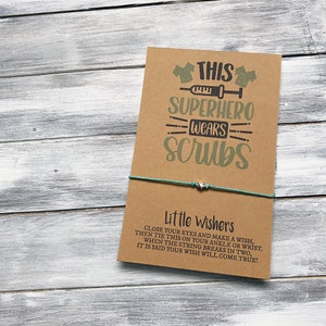 Deze Super Hero Draagt Scrubs - Nurse Gift - Nurse Appreciation Week Gift - Nursing Student - Nurse Wish Bracelet - Friendship Bracelet