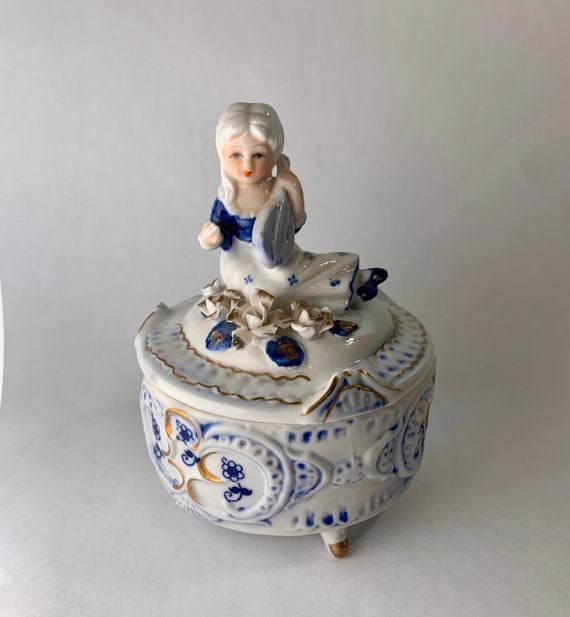 Jewelry Box Victorian Child
