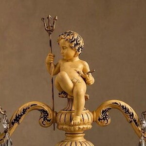 Vintage Cherub Candelabra Table Lamp with Trident – Crystal Prism Lamp, Ivory Finish, Victorian Style Bild 10