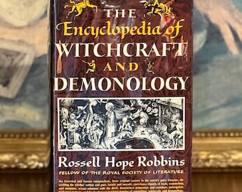 洋書 Encyclopedia of Witchcraft & Demonology The Encyclopedia of Witchcraft and Demonology 1st Edition