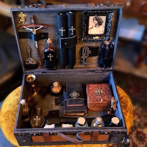 Vampire Hunting Kit - 19th Century Gothic Horror Replica Filled with Victorian Antiques for Vampire Killers - Perfect Oddities Home Decor