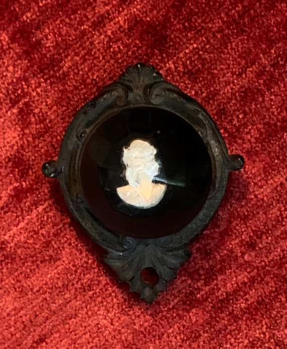 Antique Edwardian Mourning Brooch