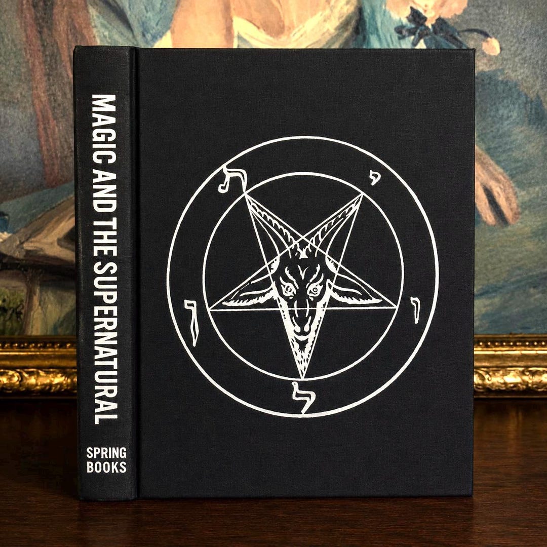 Pictorial History of Magic (1970) – First Edition Vintage Occult