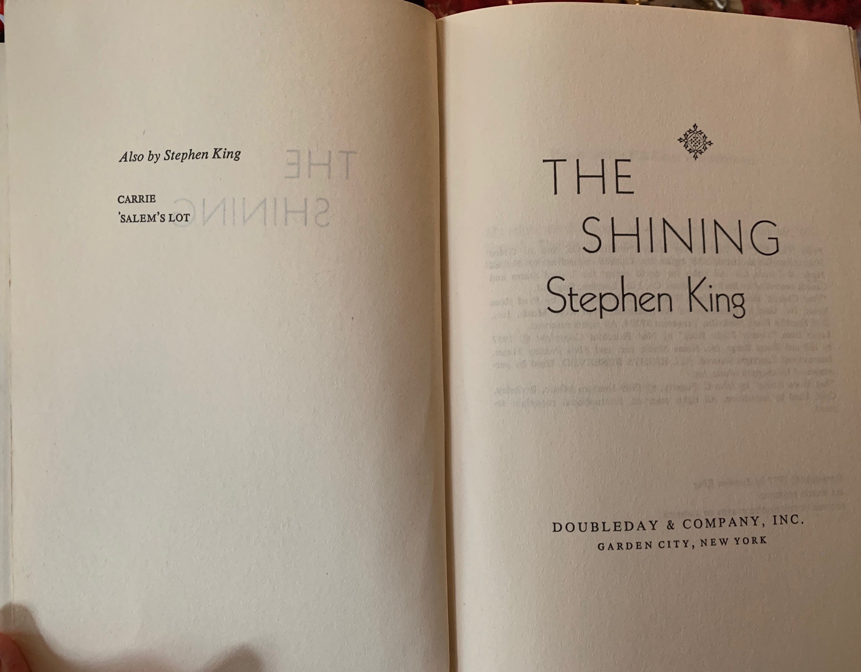 シャイニング　スティーブン・キング　初版　ハードカバー il_340x270.5183710796_c30l.jpg