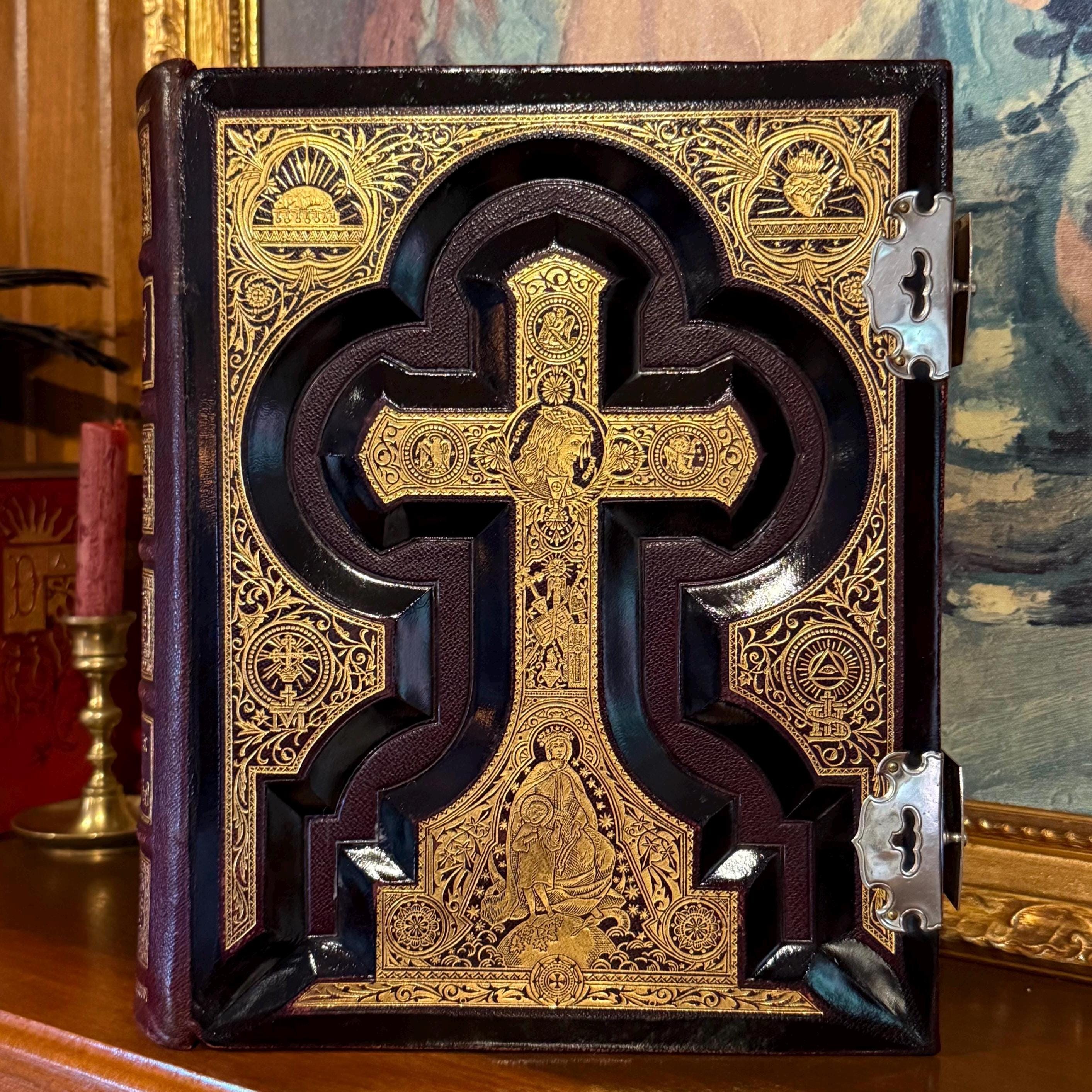 Antique Catholic Family Bible (1880) – Gilt Embossed Leather