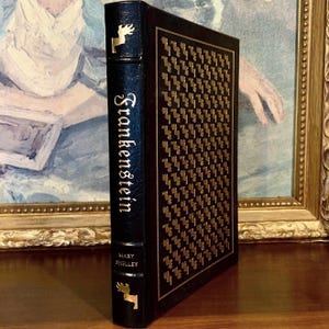 Frankenstein - Mary Shelley - Easton Press (1995) - Leather Bound Book - Illustrated Collectors Edition
