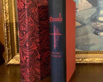Vintage Bram Stoker’s Dracula - (1965) Beautifully Illustrated Book with Slipcase