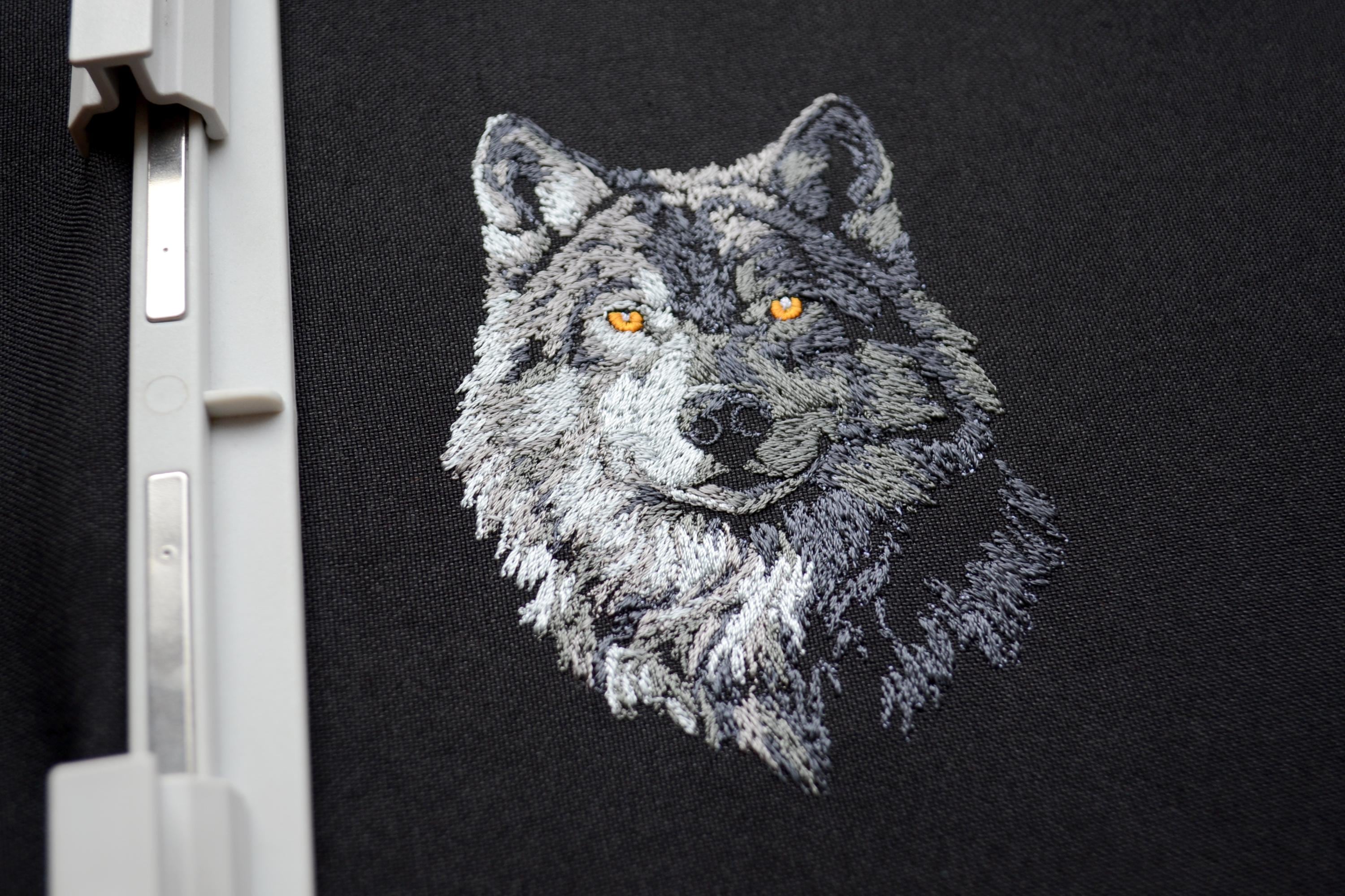 Wild Wolf Head Embroidery Design, Realistic Forest Animal Pattern