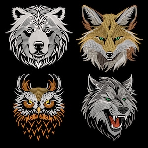 以下が含まれることがあります： 黒い背景に、狼、狐、熊、梟の4つの刺繍された動物の頭が描かれています。梟以外は、すべての動物が口を開けて正面を向いています。