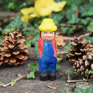 Little Man Wooden Figurine - Miniature Man Statue Carving Home Decor