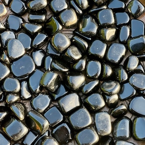 Black Obsidian Tumble Rocks, Black Obsidian Pocket Stone 25-35mm , Crystal Tumble Rocks, High Quality.