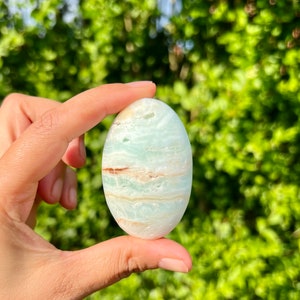 65mm Large Caribbean Calcite  Palm Stone, Crystal Palm Stone, Meditation, Polished Caribbean Calcite