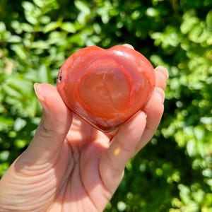 Pietra di palma a forma di cuore in corniola da 50 mm, cristallo di corniola, pietra di palma in cristallo, alta qualità.