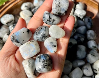 Rainbow Moonstone Tumble Rocks, Rainbow Moonstone Quartz Pocket Stone, Crystal Tumble Rocks, hoge kwaliteit.