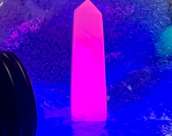Torre natural de cristal de calcita manganífera rosa de 85 mm, cristal de calcita manganífera rosa, punta rosa, varita
