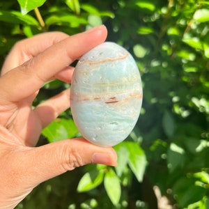 65mm Large Caribbean Calcite  Palm Stone, Crystal Palm Stone, Meditation, Polished Caribbean Calcite