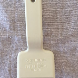 Vintage The Pampered Chef Ice Shaver Powder Blue/White