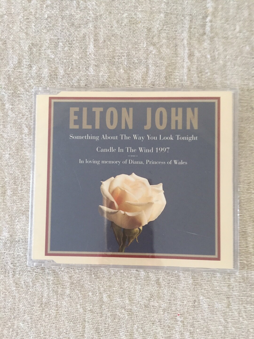 Candle In The Wind Diana Traduction CD Elton John Commemorative for Princess Diana Candle In The - Etsy France