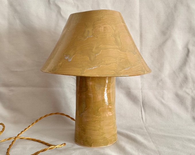 Yellow ochre Table Lamp, Handmade Ceramic Minimalist Clay Lamp, Modern Bedside Lamp, Pottery Table Lamp 11”